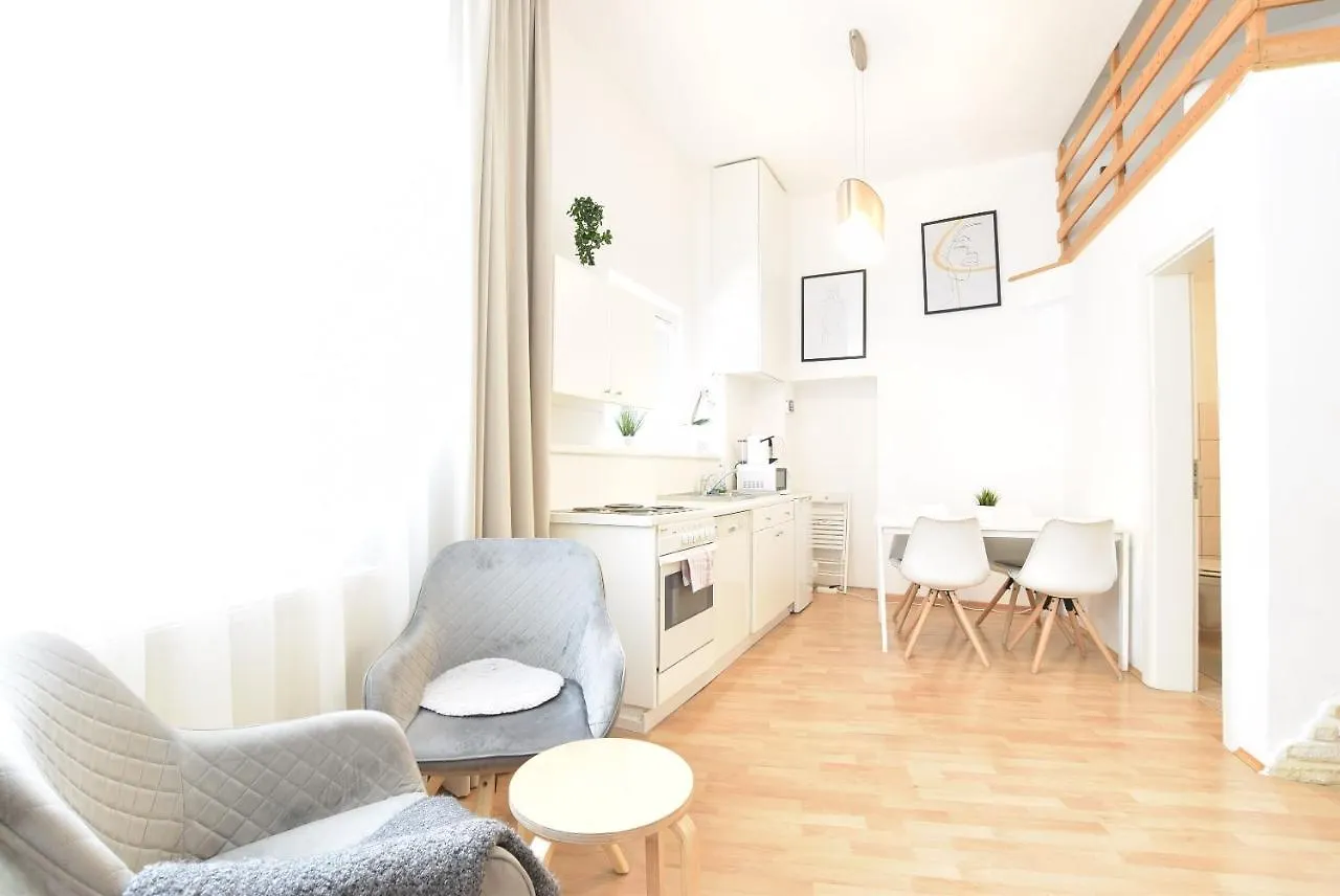 Hidden Gem In Central Innsbruck With Free Parking